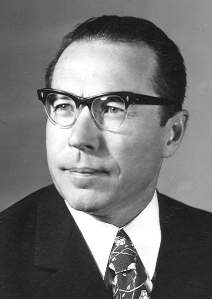 Файл:Сергеев.jpg